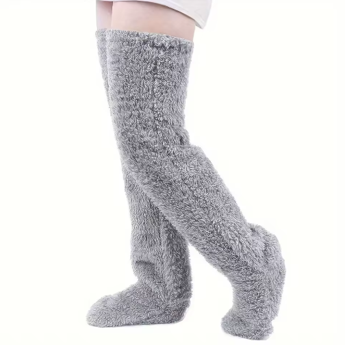 Calcetines cálidos y largos de osito